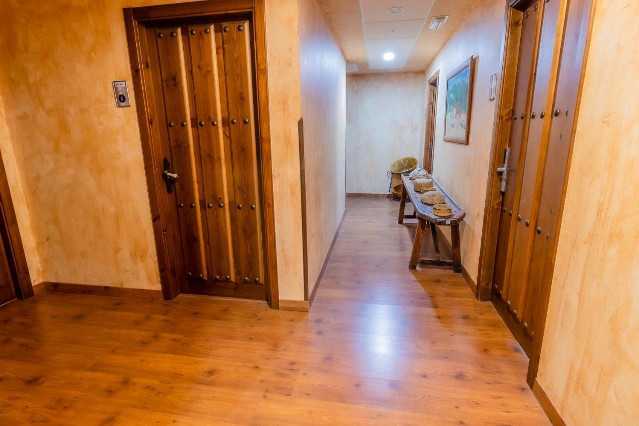 Hotel Rural El Labriego By Vivere Stays Plasenzuela Εξωτερικό φωτογραφία